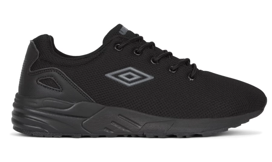 Umbro Men's Classic Cup Tech Trainers in Black & Grey - Retro Football Shoes