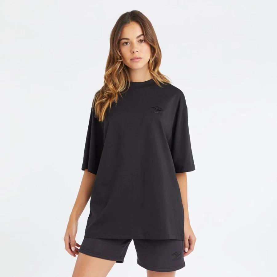 Umbro Women's Core Oversized T-Shirt - Black / Black