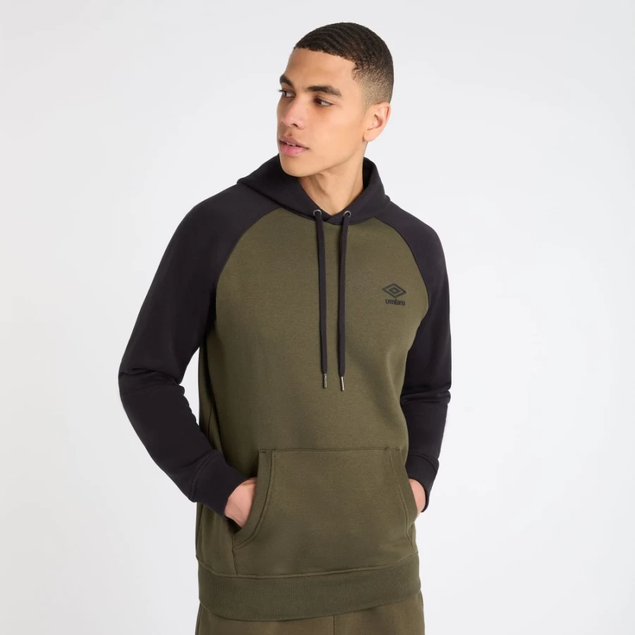 Umbro Men's Core Raglan Hood Hoodie in Forest Night & Black